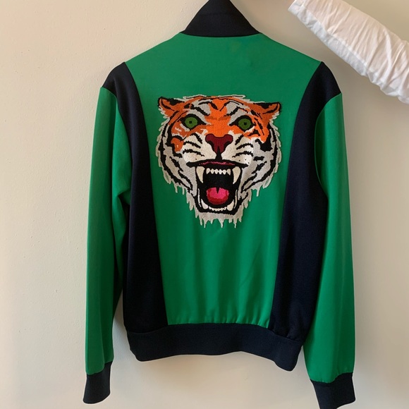 gucci tiger patch jacket